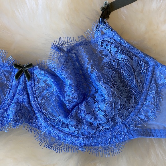 Victoria’s Secret push up balconette bra 34C - Picture 7 of 7